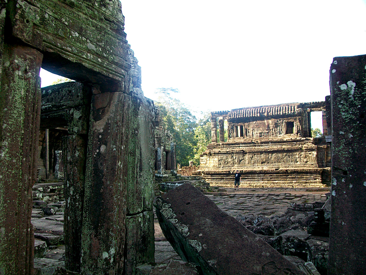 Waiting for ghosts in Angkor.